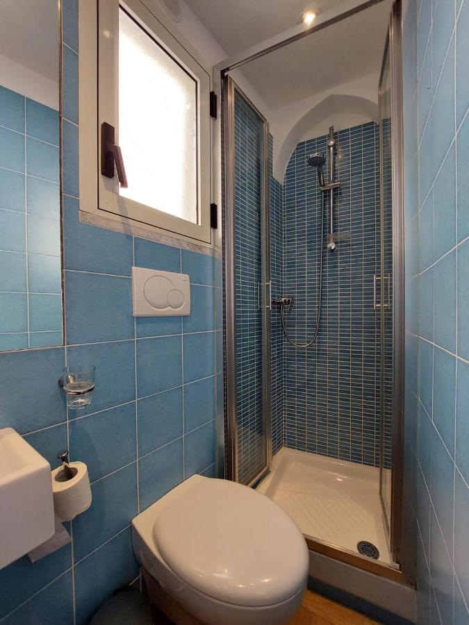 La Stanza Sul Porto Di Amalfi Camera Piccina Piccina Con Bagno Privato E Terrazzino Vista Mare Exteriér fotografie