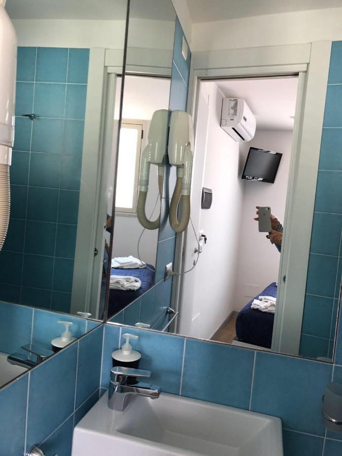 La Stanza Sul Porto Di Amalfi Camera Piccina Piccina Con Bagno Privato E Terrazzino Vista Mare Exteriér fotografie