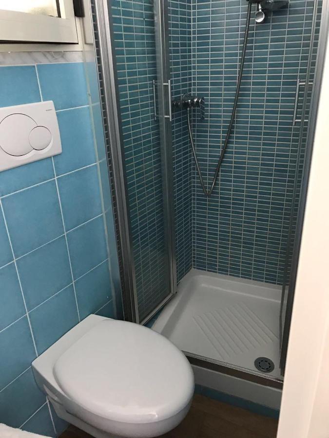 La Stanza Sul Porto Di Amalfi Camera Piccina Piccina Con Bagno Privato E Terrazzino Vista Mare Exteriér fotografie