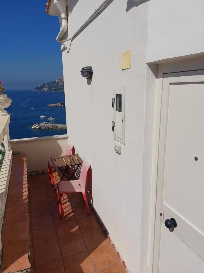 La Stanza Sul Porto Di Amalfi Camera Piccina Piccina Con Bagno Privato E Terrazzino Vista Mare Exteriér fotografie