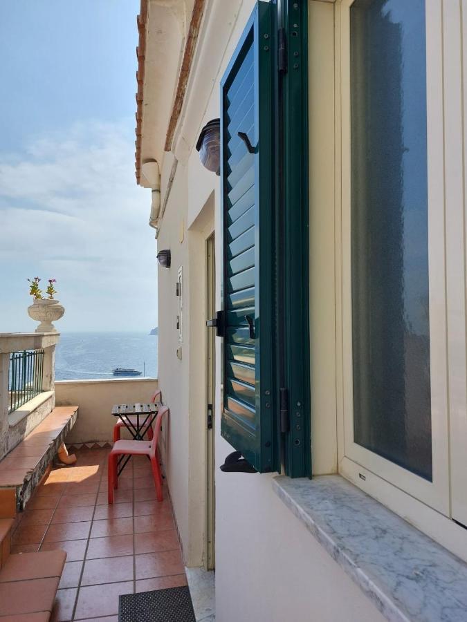 La Stanza Sul Porto Di Amalfi Camera Piccina Piccina Con Bagno Privato E Terrazzino Vista Mare Exteriér fotografie