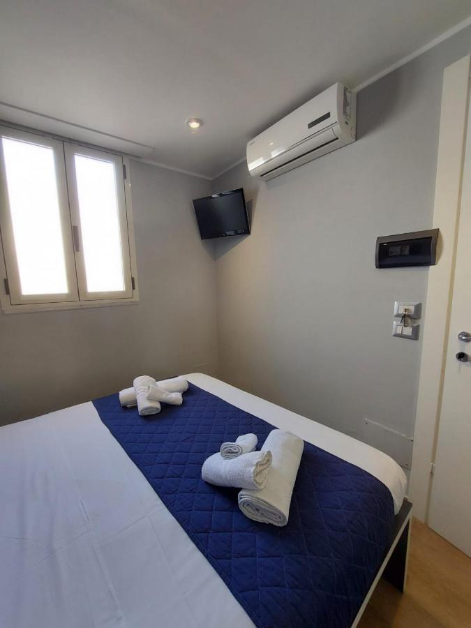 La Stanza Sul Porto Di Amalfi Camera Piccina Piccina Con Bagno Privato E Terrazzino Vista Mare Exteriér fotografie
